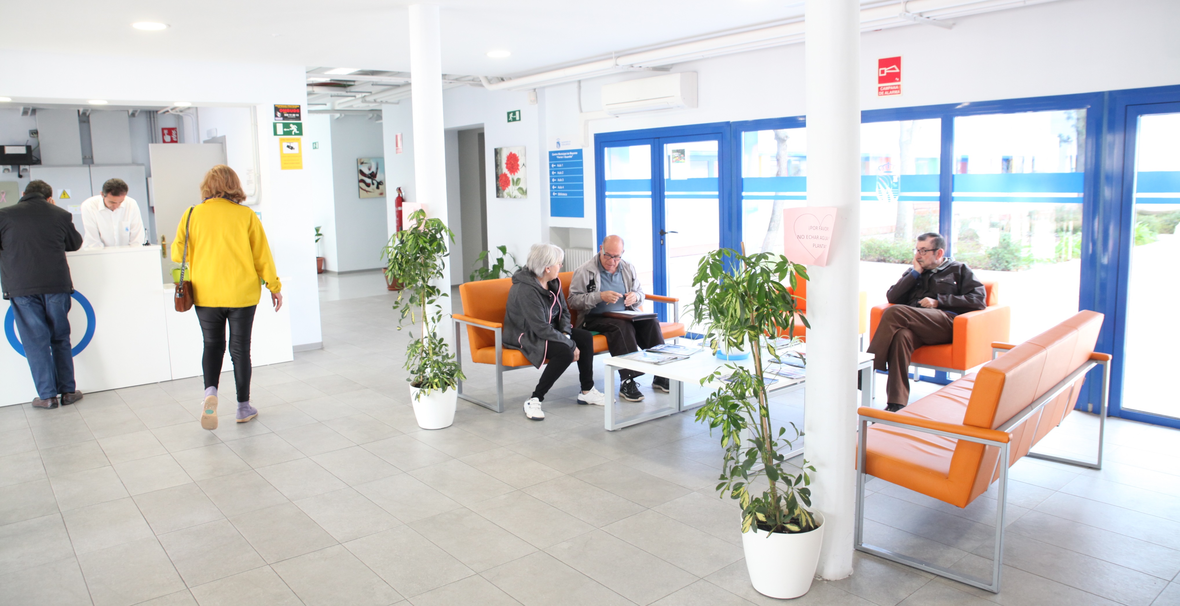 Hall del centro de mayores Ferrer i Guardia