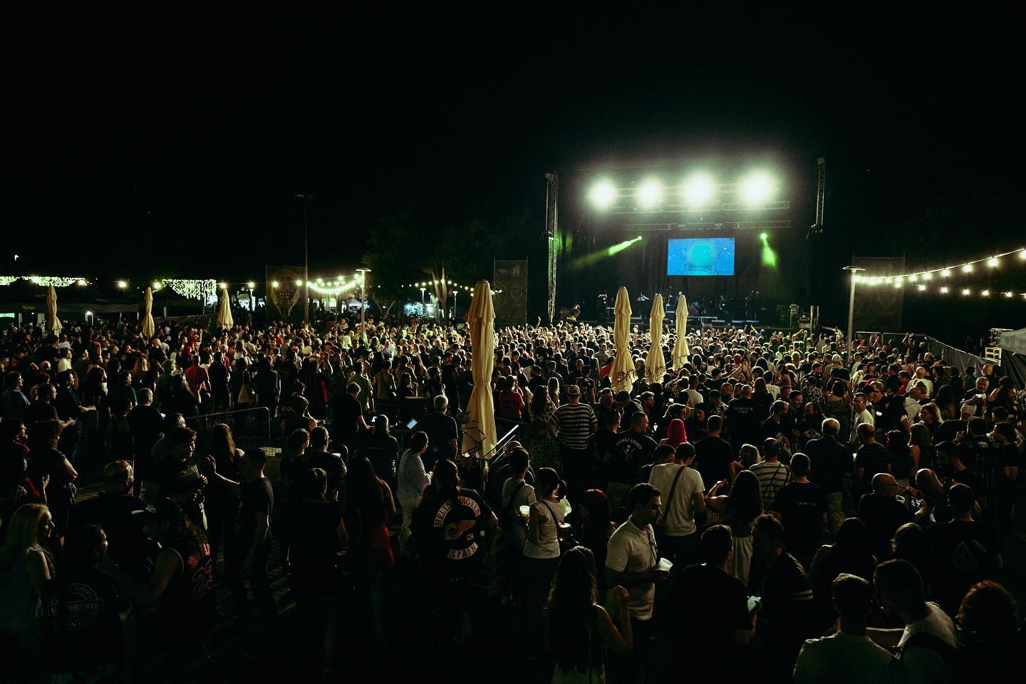 Concierto nocturno al aire libre 