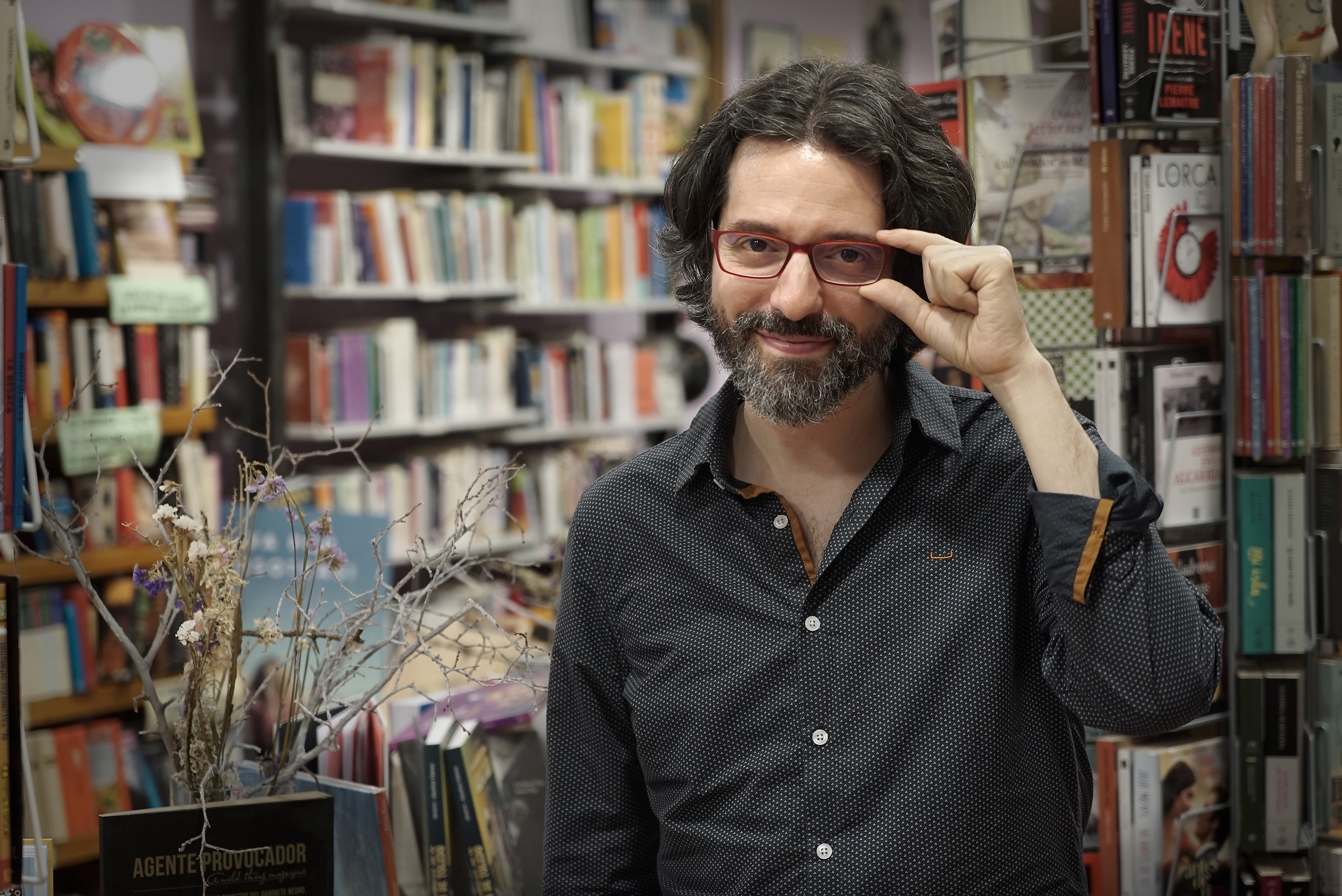 Andres Neuman visita el Cafe Literario con su obra Umbilical