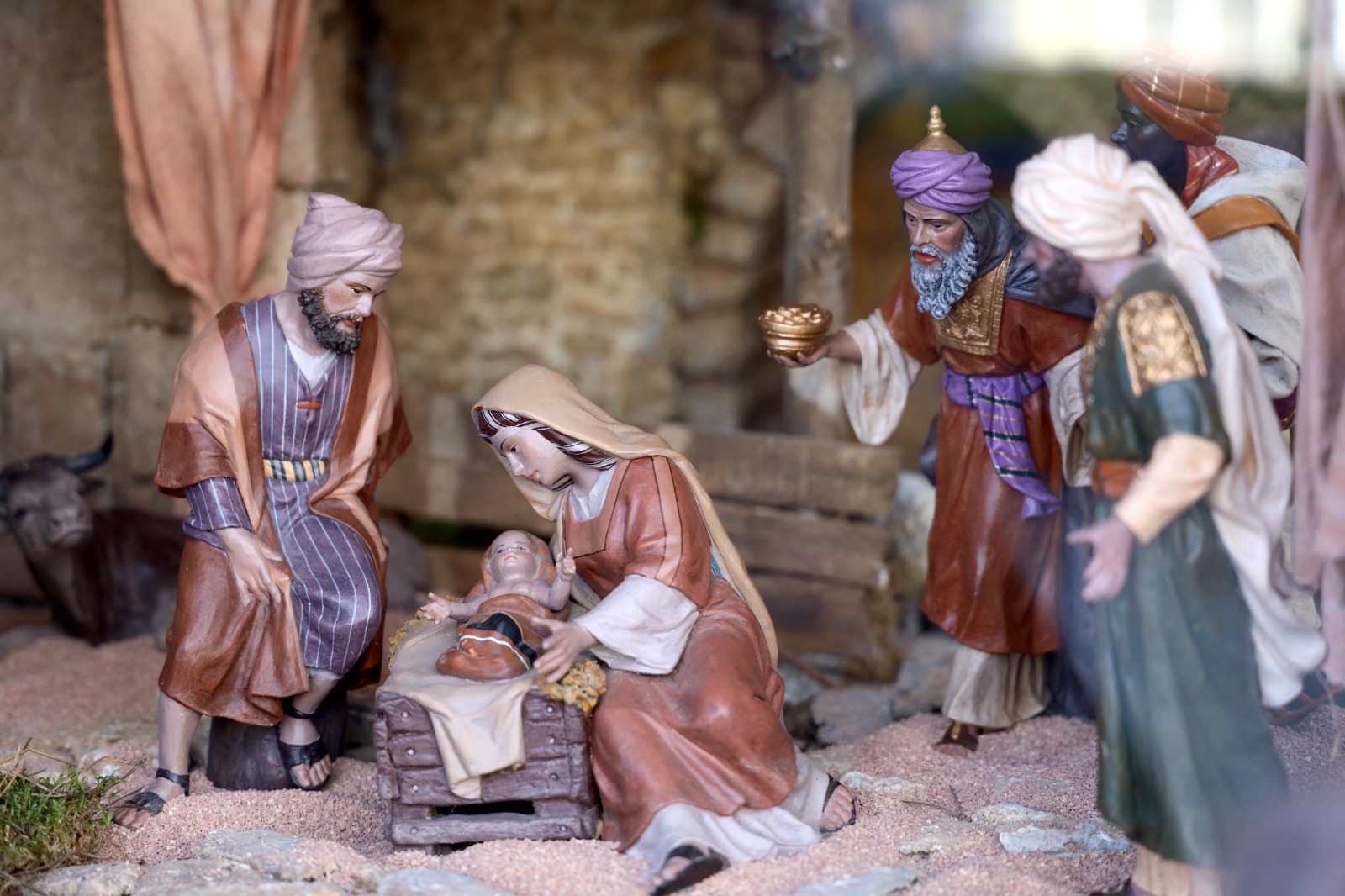Figuras de un belén de Navidad