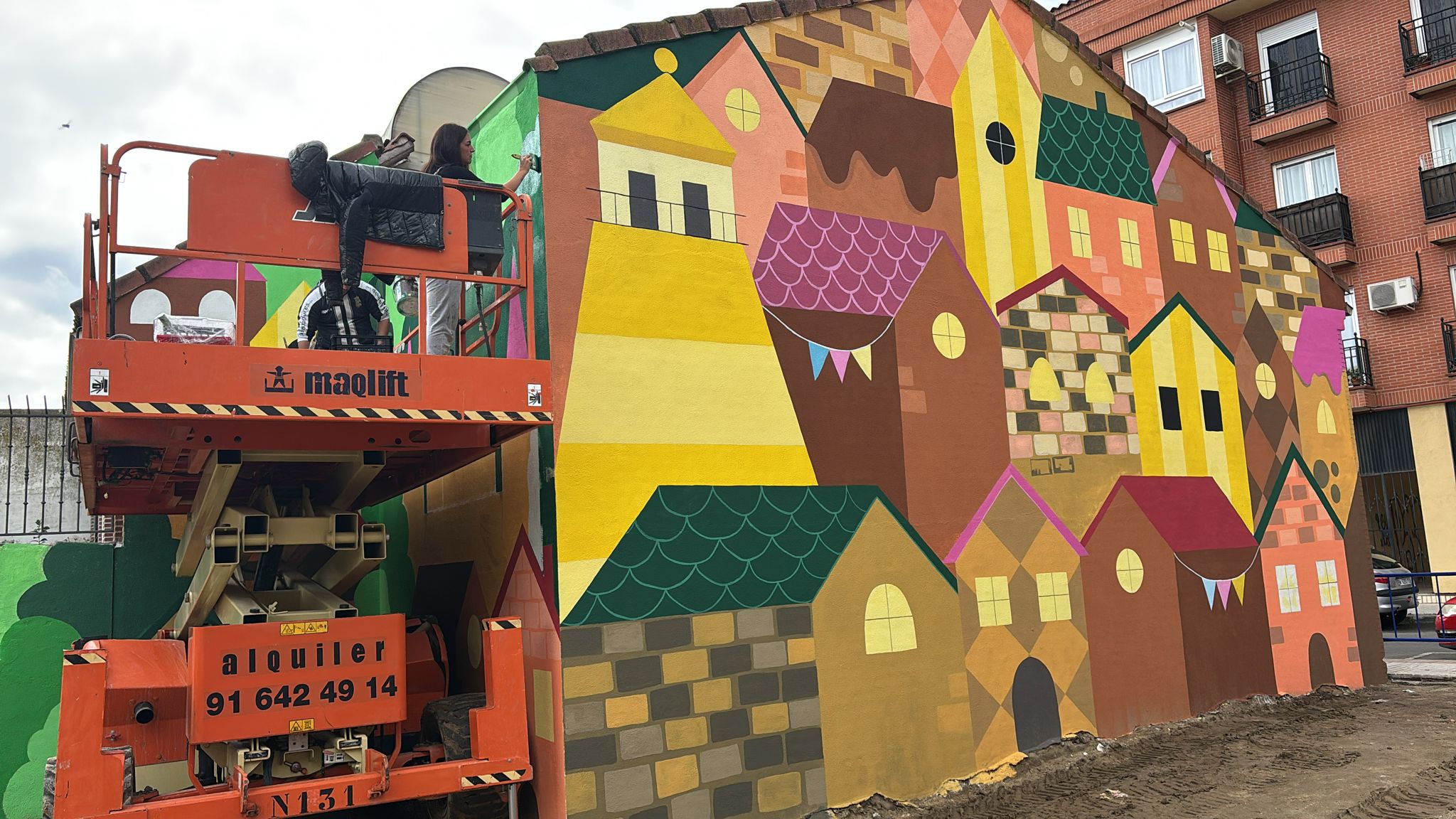 Dos nuevos murales mas en el MAUF