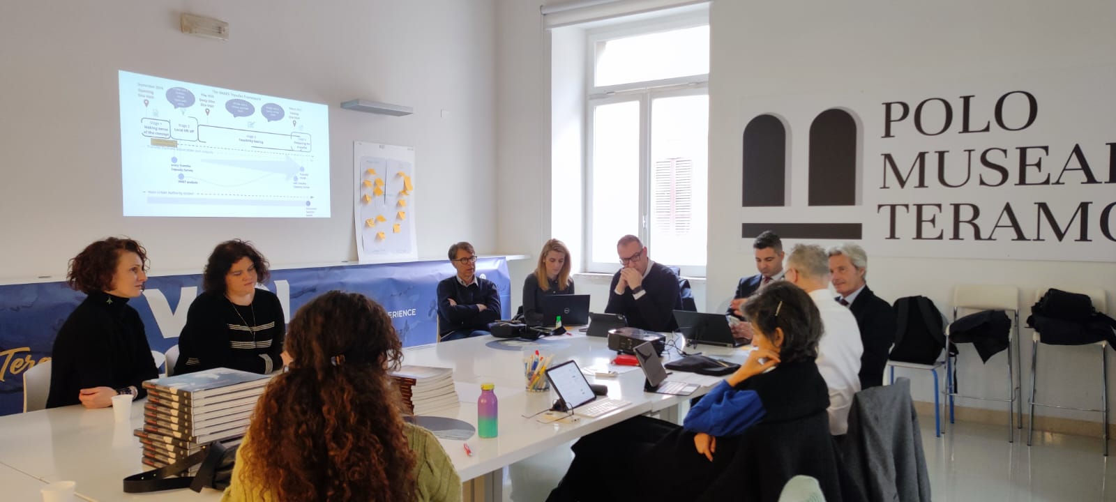 Participantes en el encuentro en Teramo