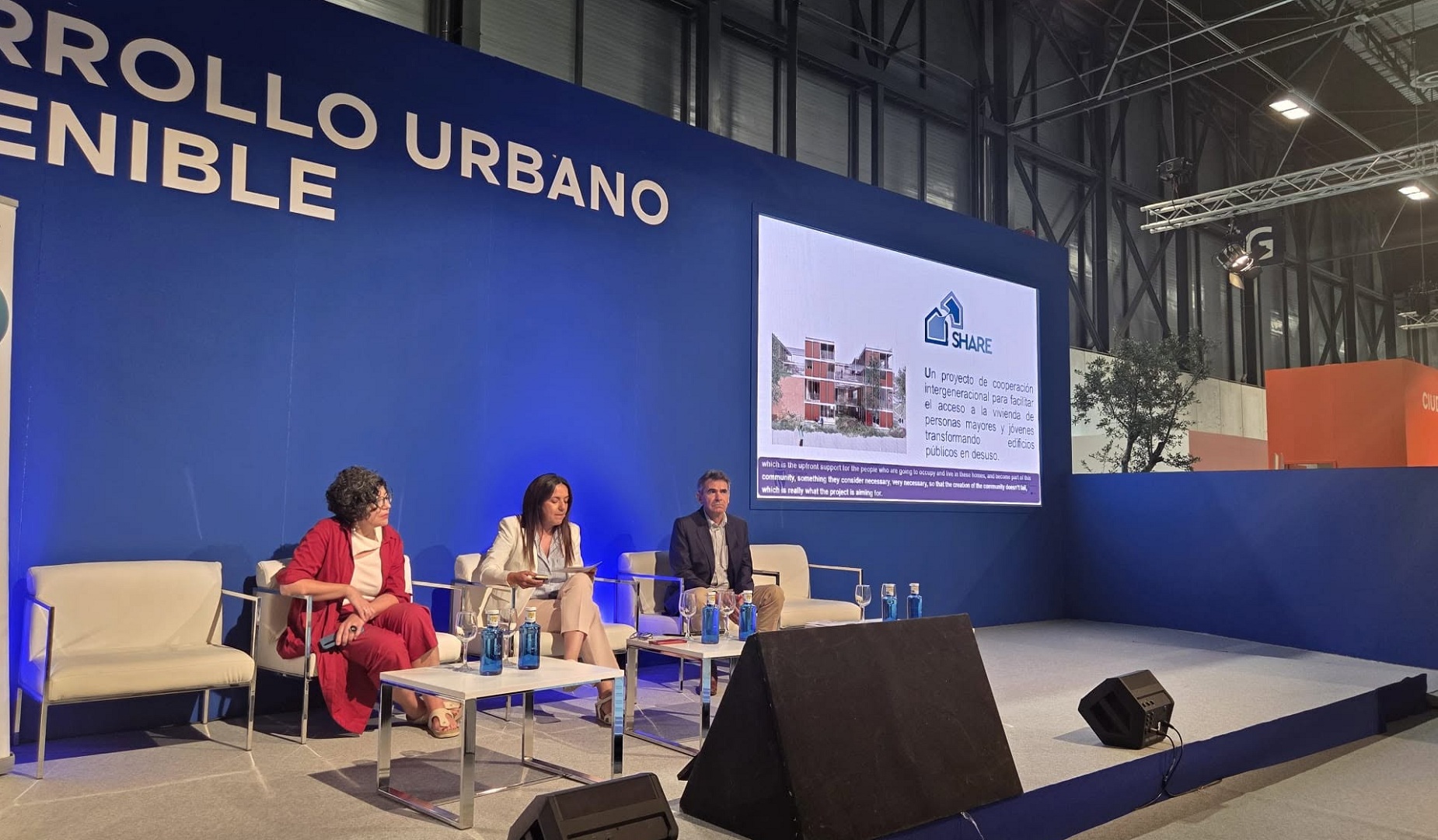 Mónica Sebastián, primera teniente de alcalde, presenta el proyecto SHARE en el Foro de las Ciudades