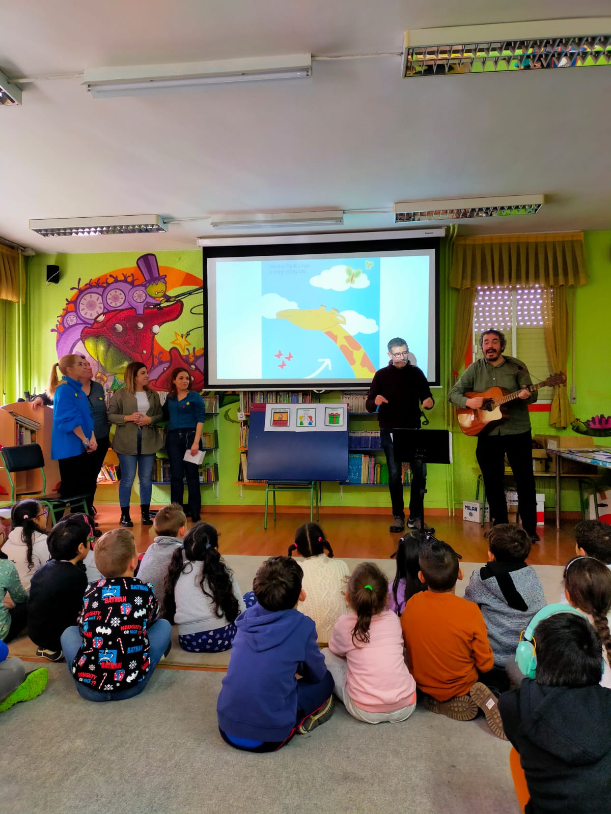 Escolares de primaria participan en campana sensibilizacion sobre el TEA