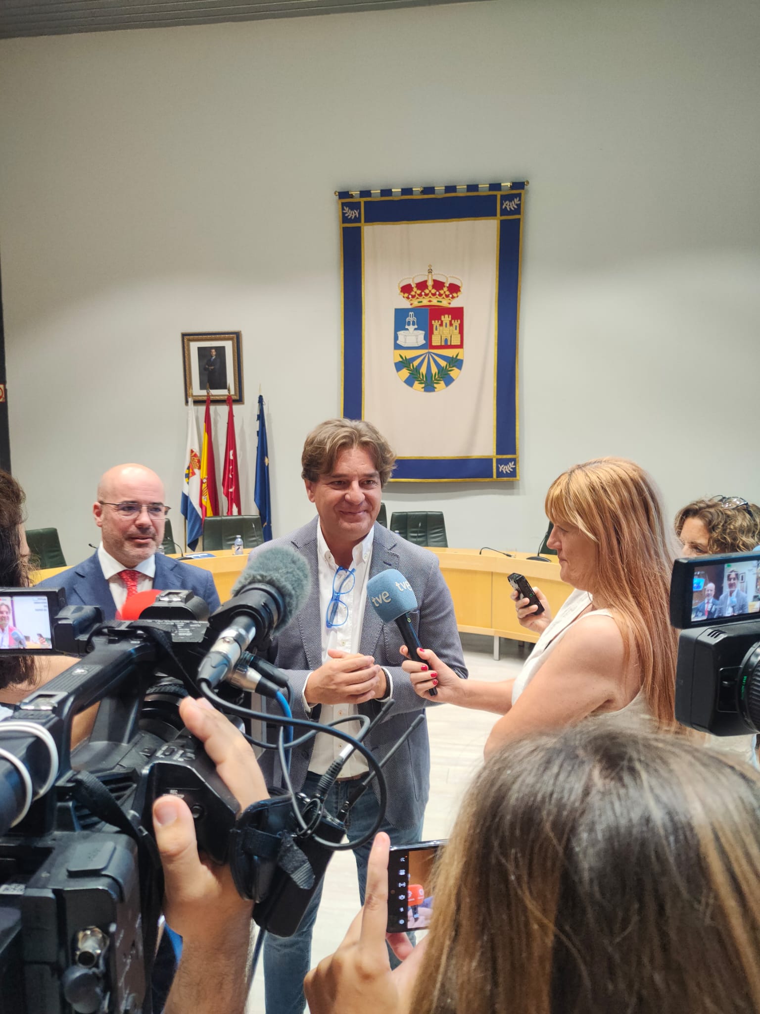 Declaraciones a la prensa del alcalde tras la reunión con el delegado del Gobierno