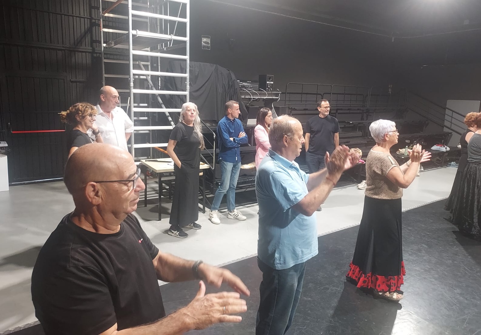 Talleres con mayores en el Centro Coreográfico María Pagés de Fuenlabrada