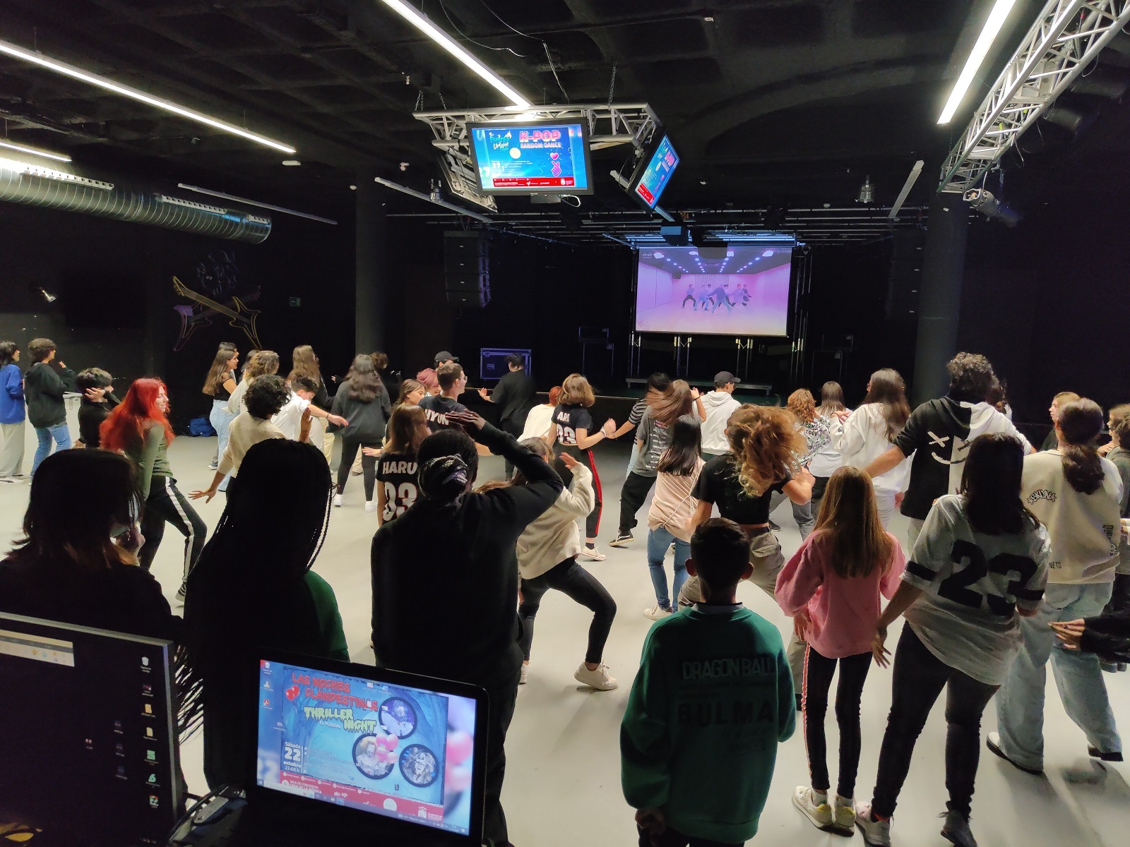 Primer Encuentro K-Pop Random Dance de la zona sur