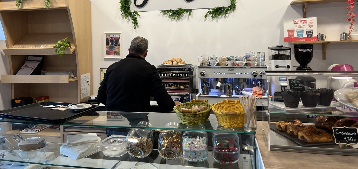 Imagen del interior de una cafetería
