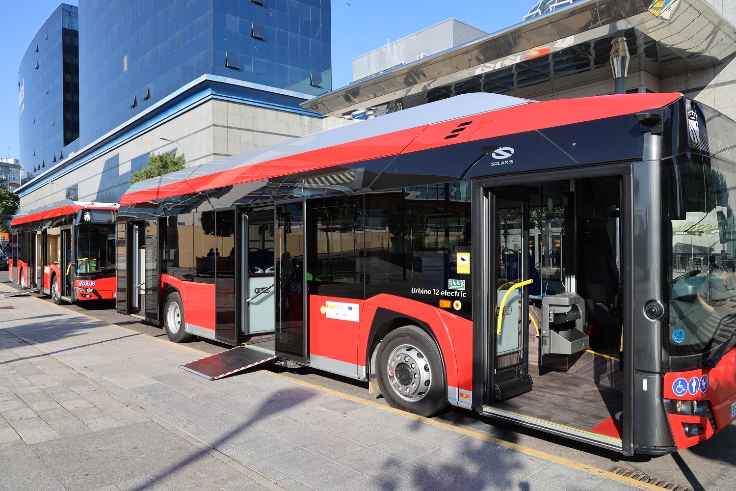 Nuevos autobuses eléctricos de la EMTF