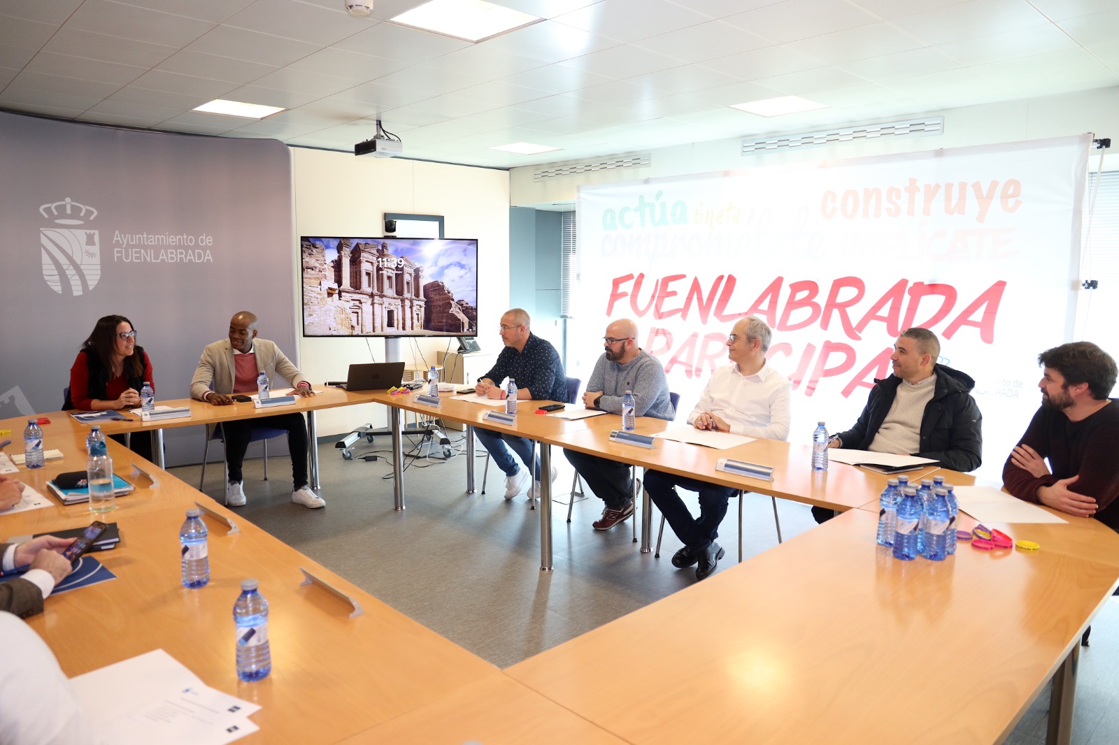 Primera reunión  del grupo impulsor