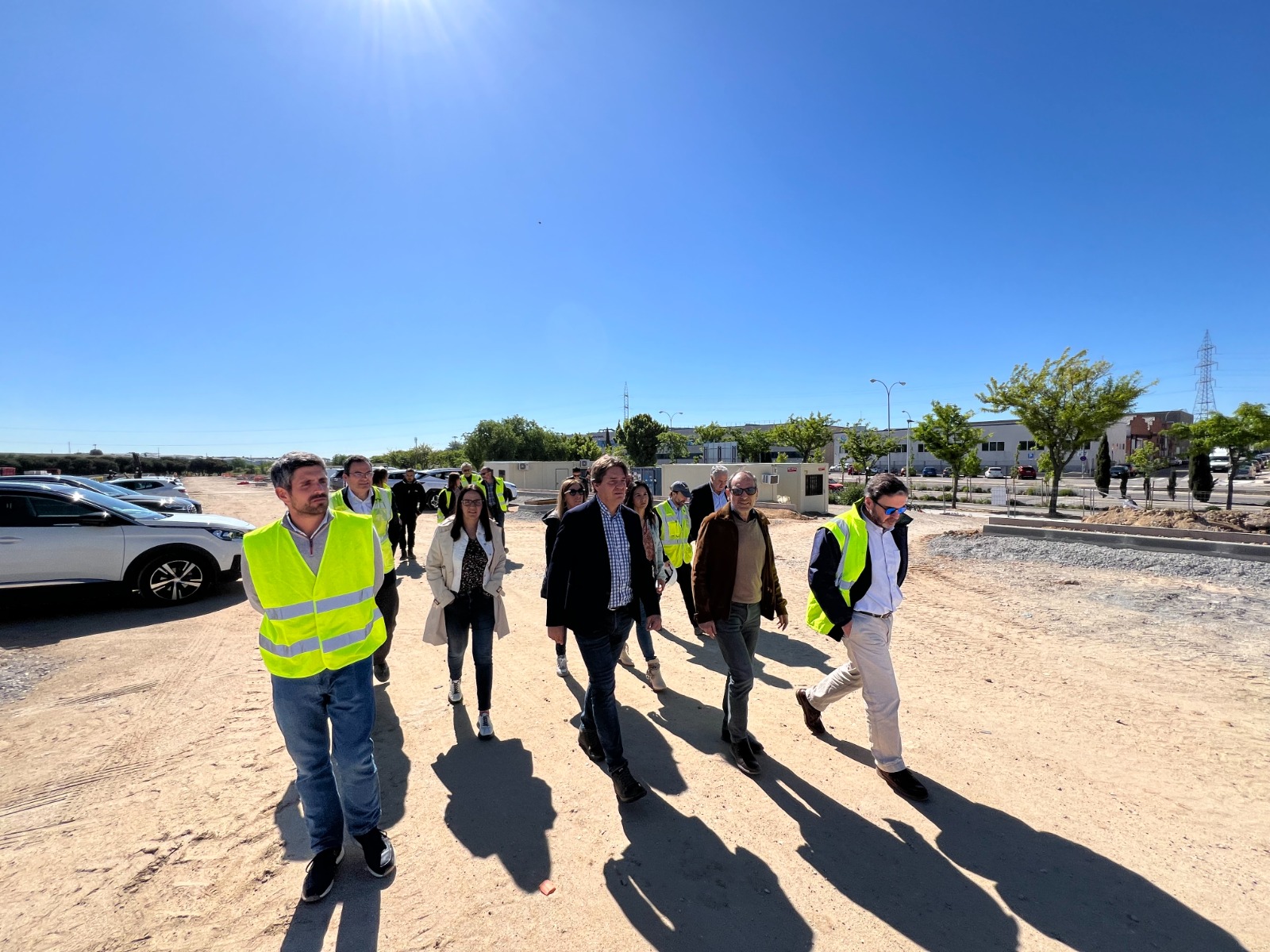 El alcalde, acompañado de personal técnico visitan las obras del Parque El Ferial