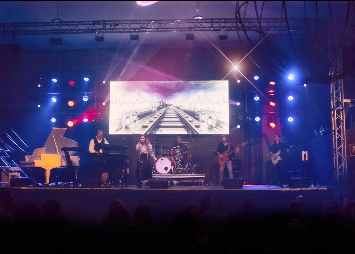 El grupo Por Siempre! en el escenario