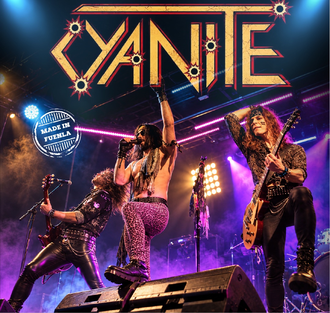 Fuenla On Stage - Cyanite