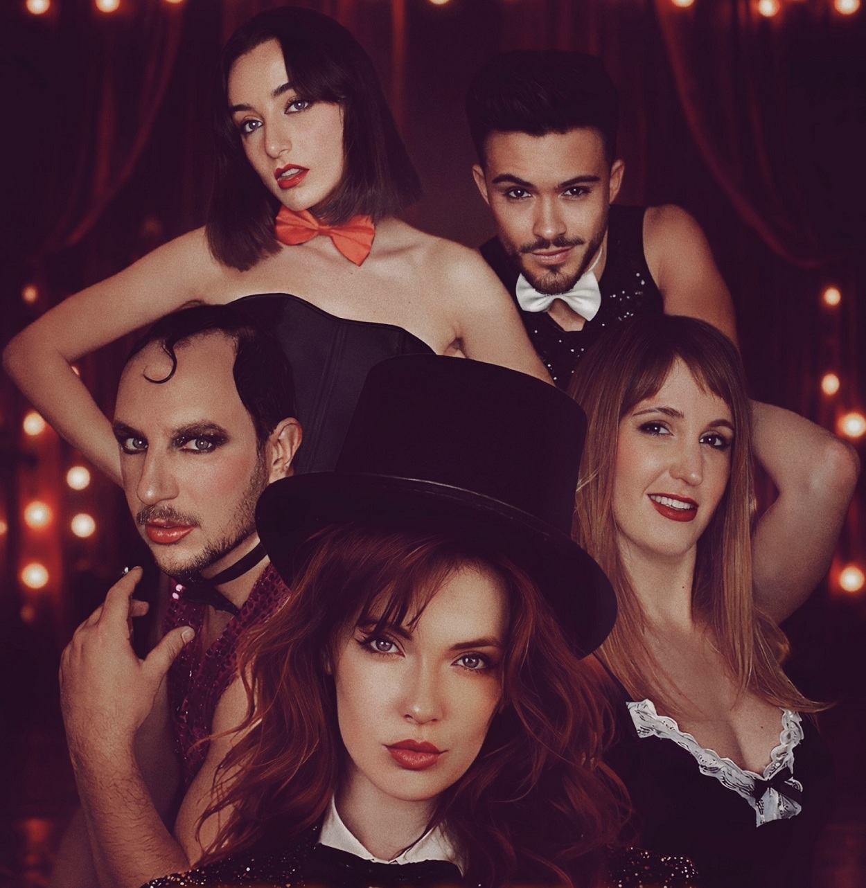 Hecho Aqui - Esto no es un Cabaret