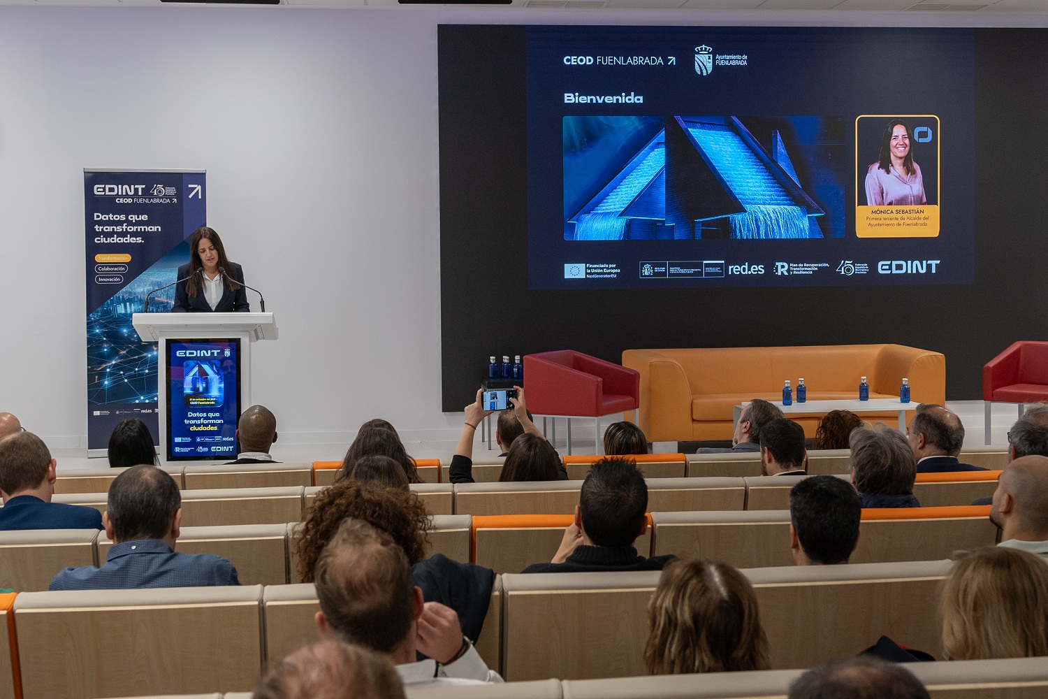 Mónica Sebastián en el salón de actos del CIFE
