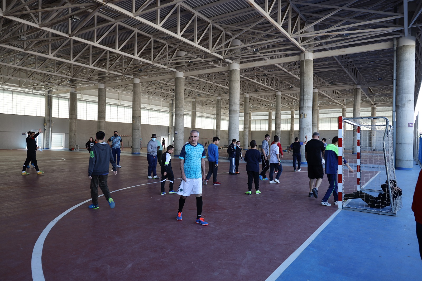 Miembros del equipo de fútbol de 'Imparables'