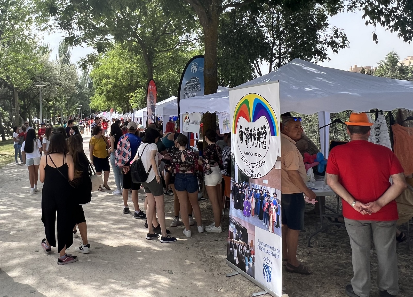 Encuentro de asociaciones en el parque Solidaridad