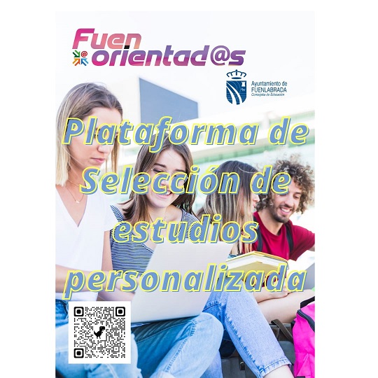 Imagen de la campaña Fuenorientados, con un grupo de jóvenes mirando un portatil
