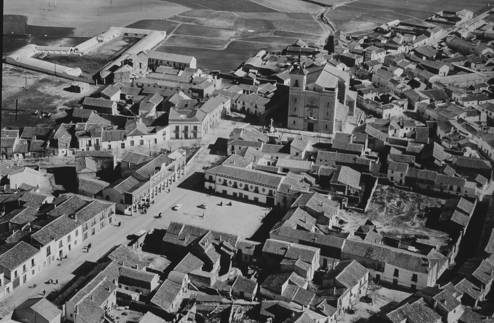 Vista aérea del casco histórico de Fuenlabrada antes de los años 80