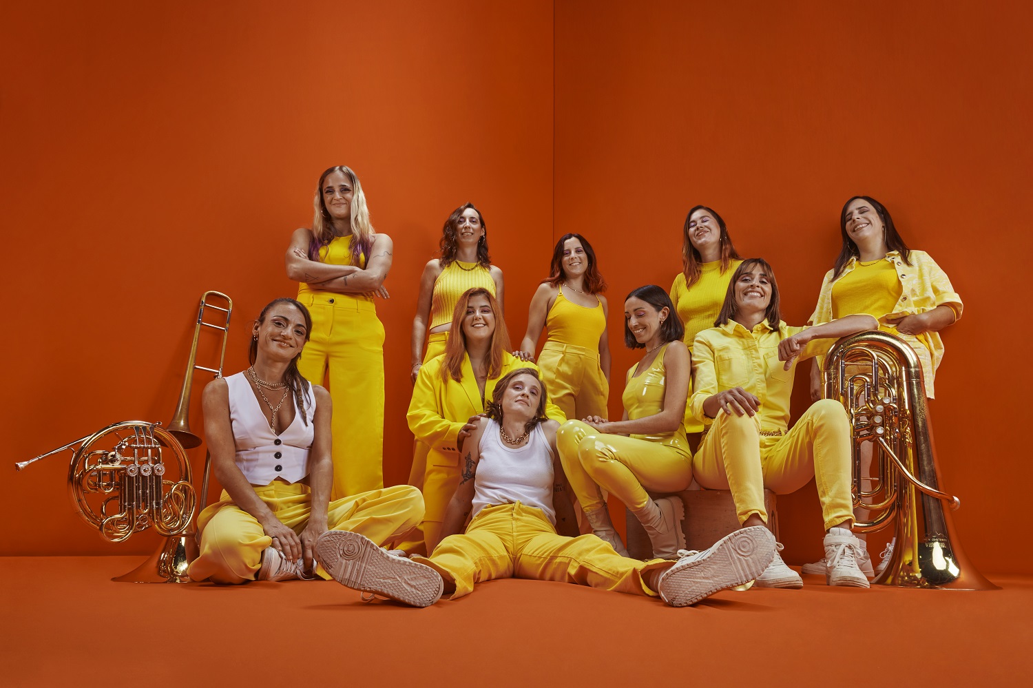 Las componentes de Balkan Paradise Orchestra