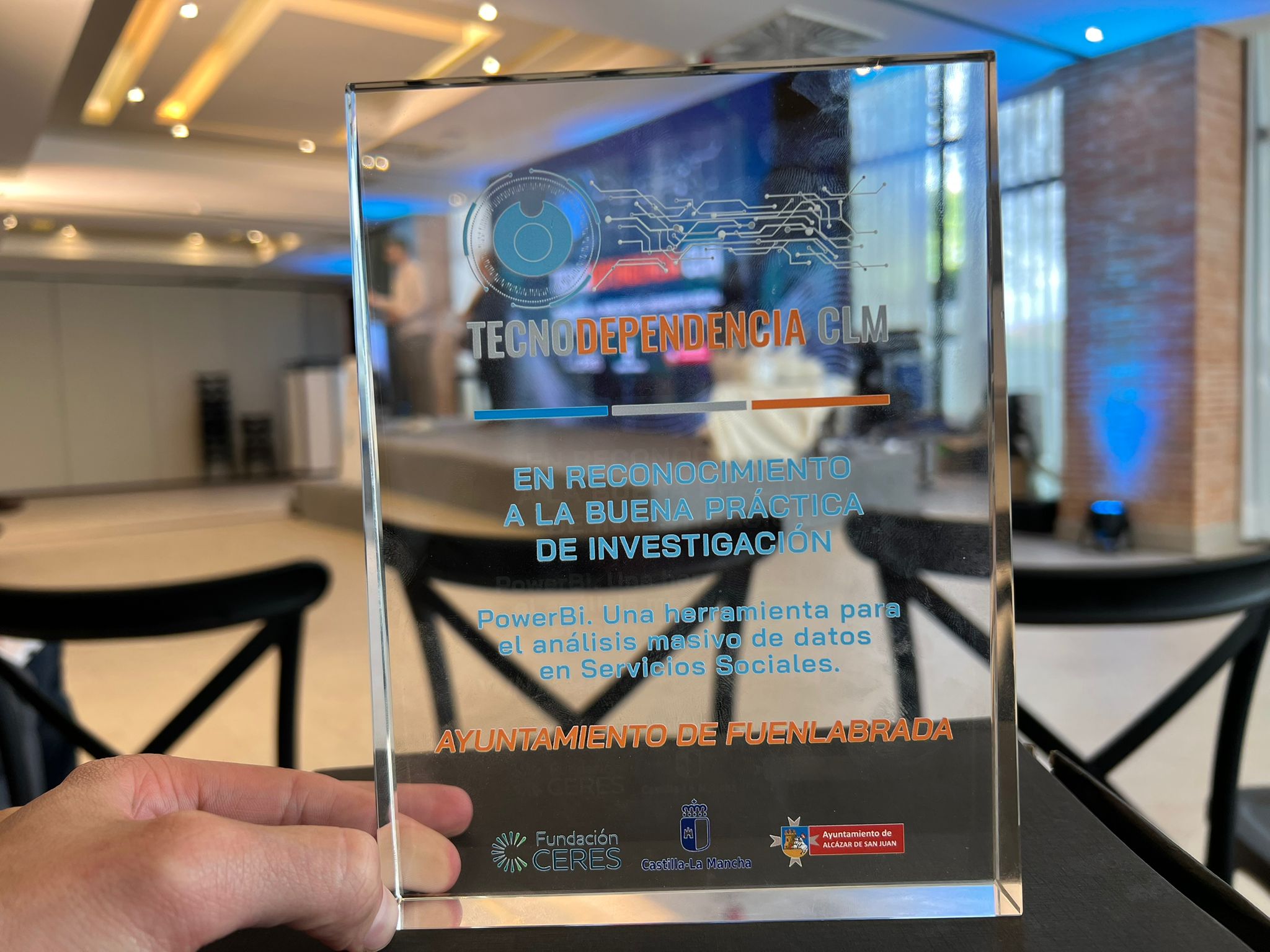 Imagen del premio Tecnodependencia 2025